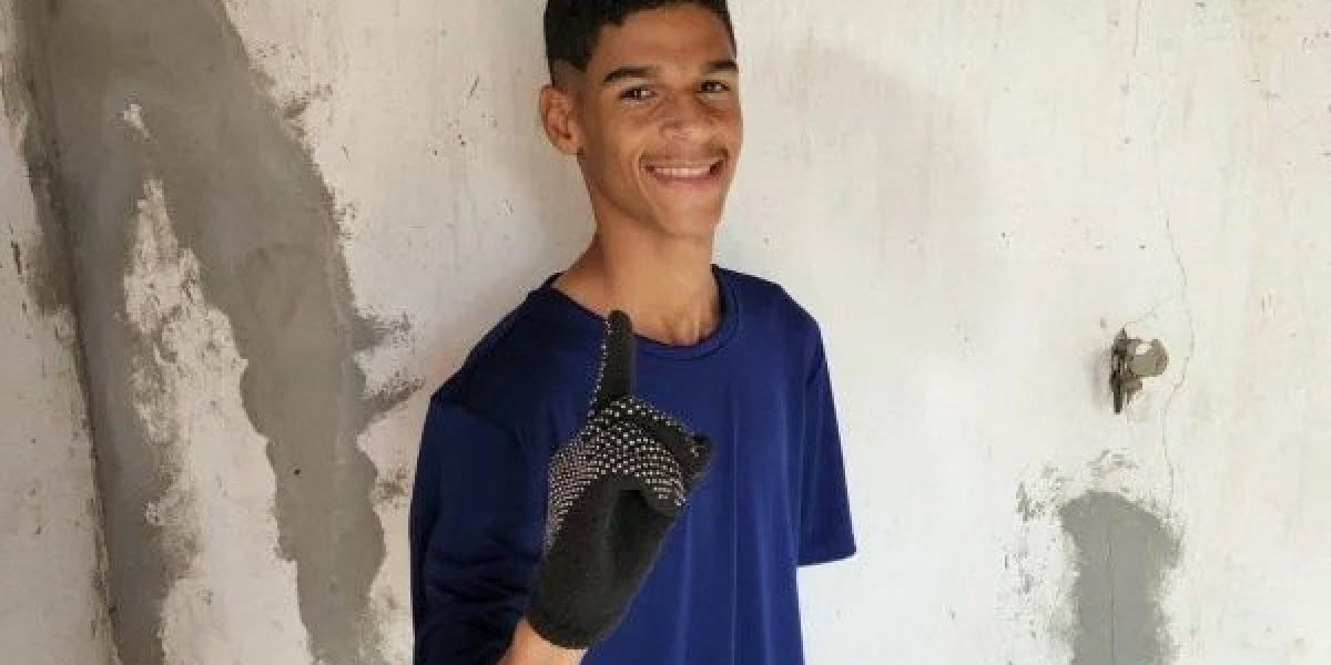 Luva de Pedreiro parabeniza time da sua cidade após conquista do Intermunicipal