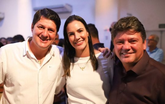 Prefeita de cidade pernambucana sofre acidente em Paulo Afonso; marido morre