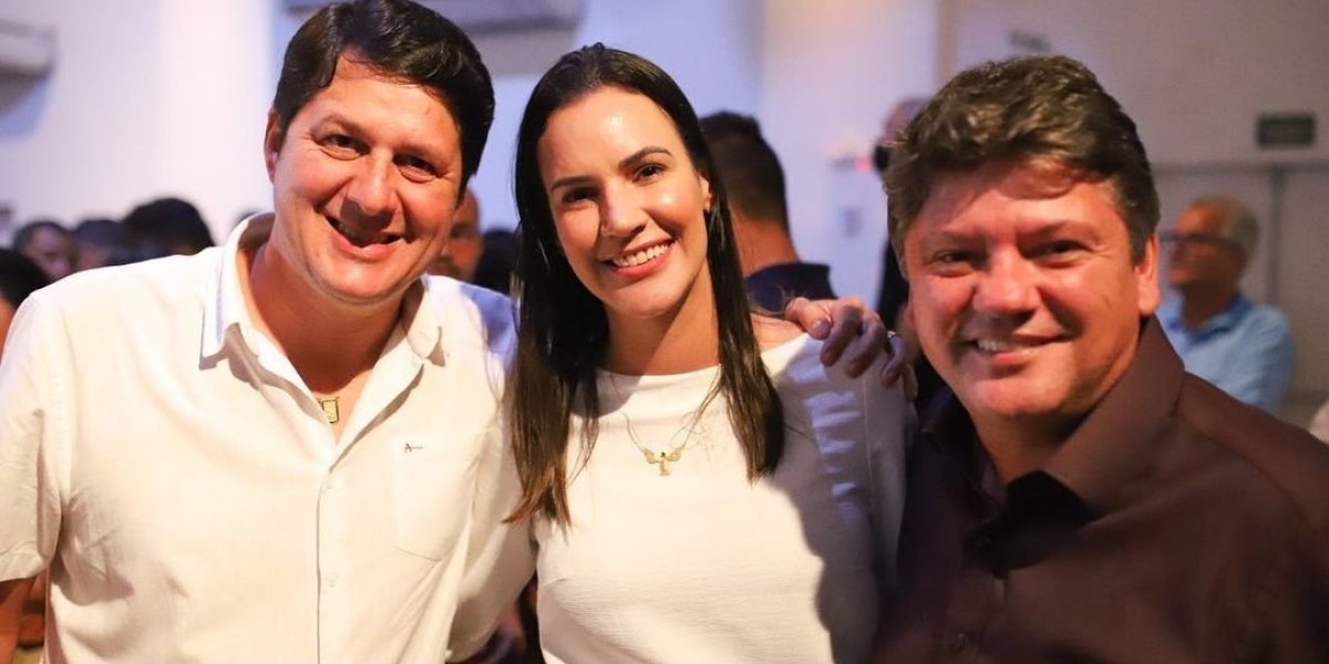 Prefeita de cidade pernambucana sofre acidente em Paulo Afonso; marido morre