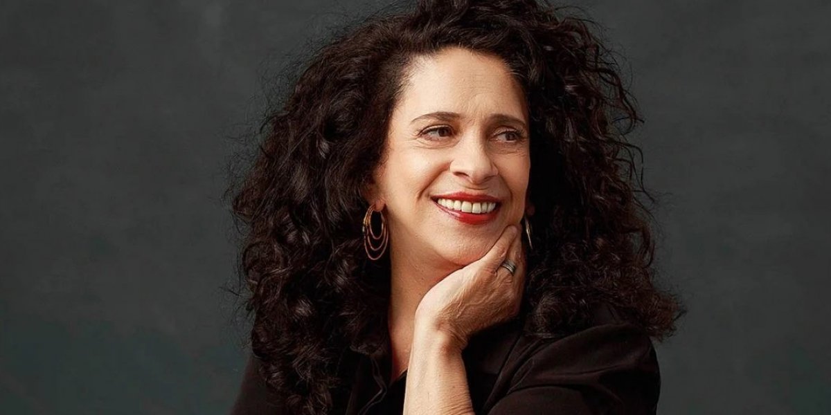 Prefeito do Rio de Janeiro promete construir estátua de Gal Costa em Ipanema