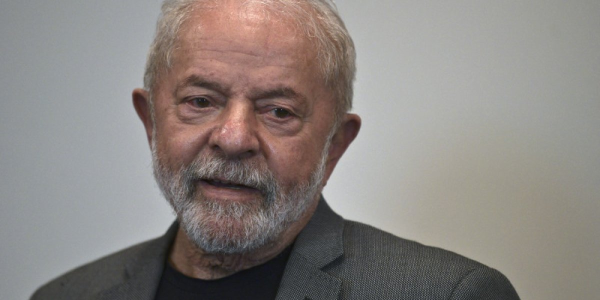 Lula é alvo de críticas por viagem ao Egito em jato de empresário