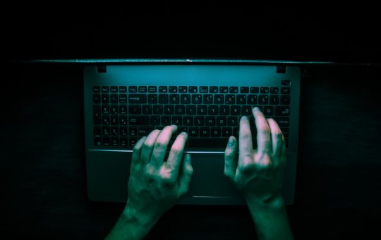 Polícia identifica site que organiza atos antidemocráticos
