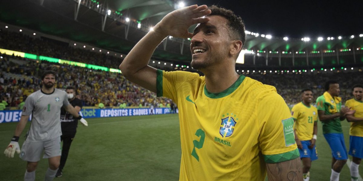 Danilo não se vê ameaçado por Dani Alves na lateral-direita da Seleção