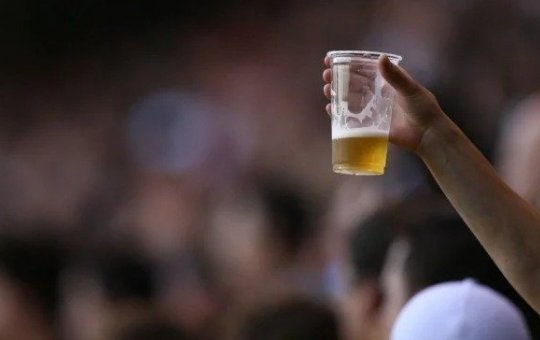Catar proíbe venda de cervejas nos entornos de estádios da Copa do Mundo
