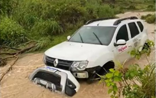 Frente fria provoca transtornos no sul da Bahia