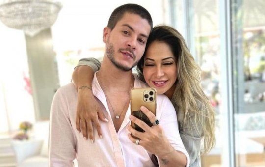 Maíra Cardi nega reconciliação com Arthur Aguiar após casal ser visto junto