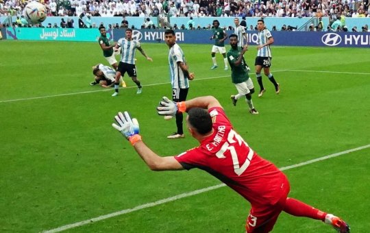 Imprensa argentina repercute derrota para os árabes na Copa: "Golpe duríssimo"