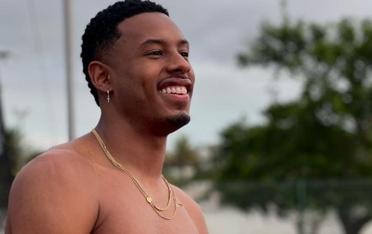 Em pausa na vida de atleta, Paulo André revela investimento na carreira musical