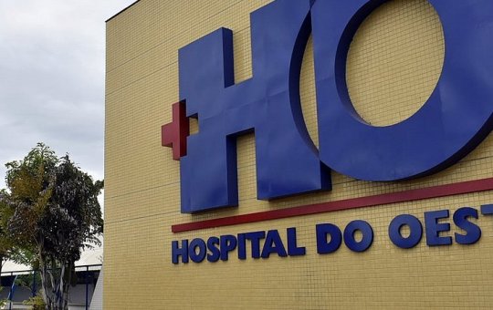 Criança de 9 anos é internada com parte do corpo queimada no oeste da Bahia