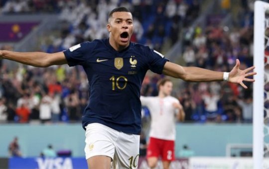 Com show de Mbappé, França vence Dinamarca e avança para mata-mata da Copa