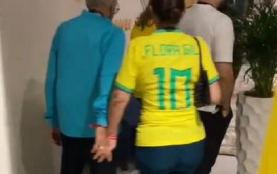Gilberto Gil é hostilizado por bolsonaristas durante jogo da Seleção