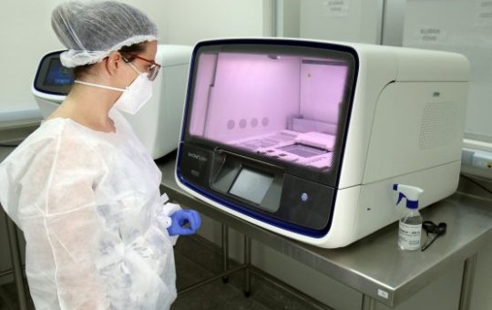 Linhagem BQ.1 da ômicron é identificada em residentes da Bahia