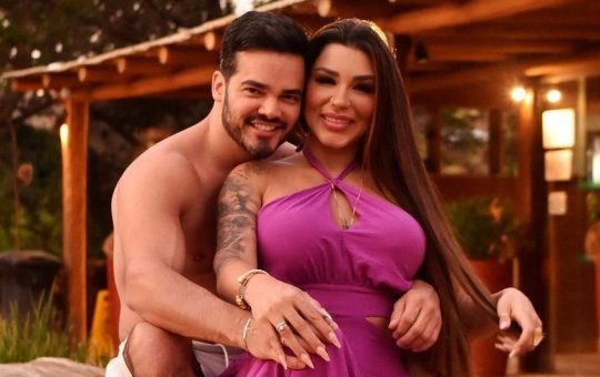 Após perder aposta, Jenny Miranda publica nude nas redes sociais; veja foto