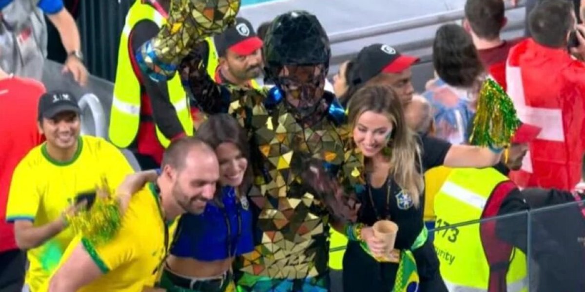 Apesar de agenda oficial em Brasília, Eduardo Bolsonaro aparece no Catar