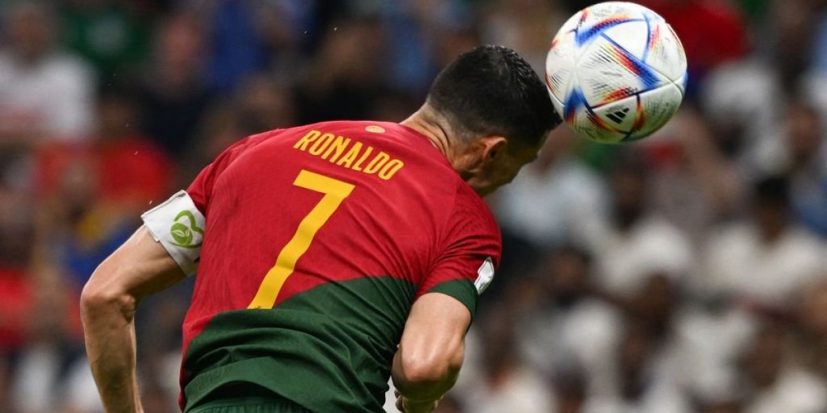 Fornecedora de bola da Copa do Mundo diz que gol de Portugal não foi de CR7