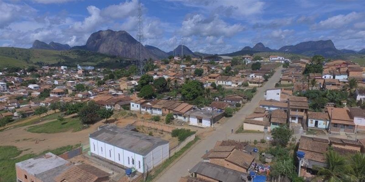 Homem de 25 anos morre após ser esfaqueado na cidade de Guaratinga