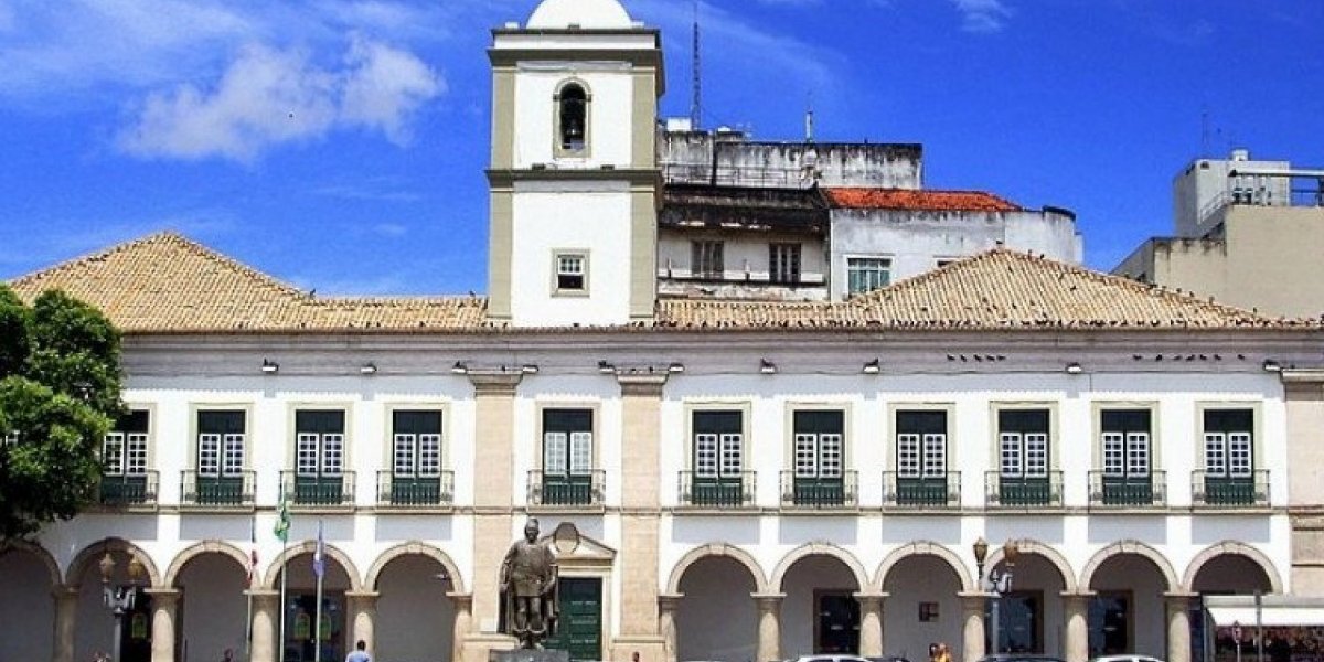 Efeito Covid-19: Câmara de Salvador proíbe acesso ao público