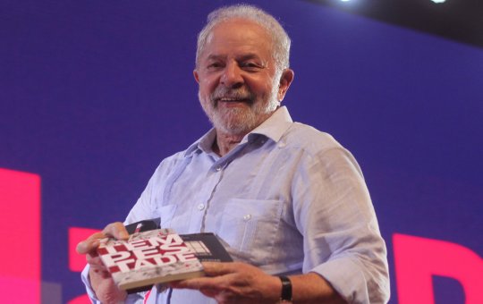Lula convida União Brasil, PSD e MDB para compor governo