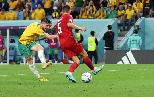Austrália elimina Dinamarca e garante classificação às oitavas de final da Copa