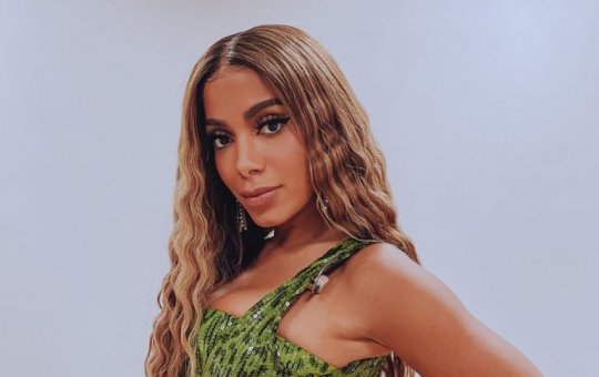 Anitta dá entrada às pressas em hospital de São Paulo