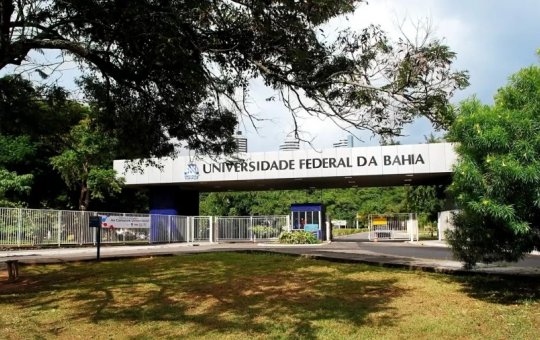 Governo Bolsonaro volta atrás e bloqueia novamente recursos das universidades