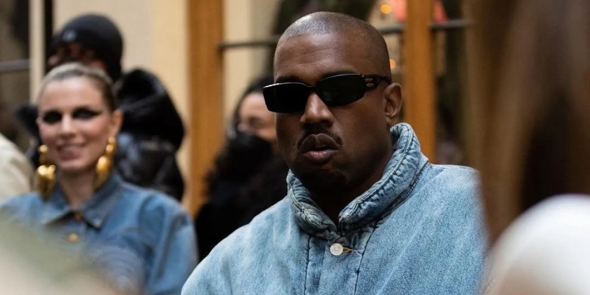 Kanye West tem conta suspensa no Twitter após elogiar Hitler