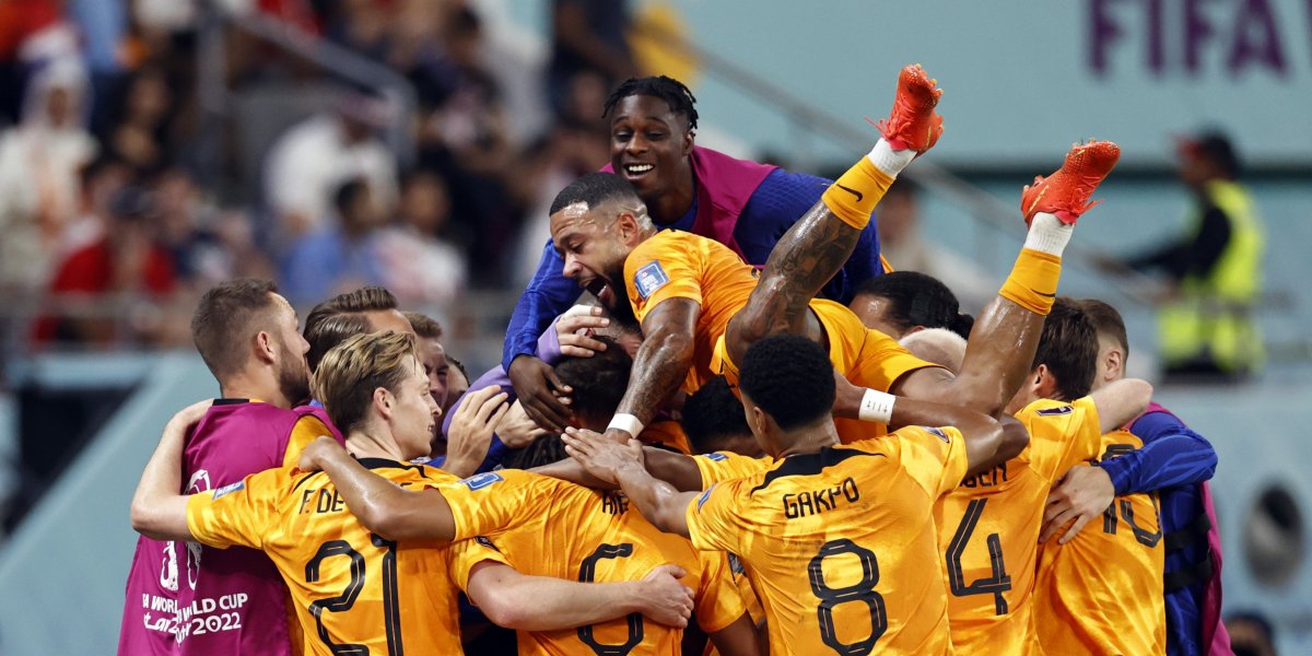 Holanda derrota Estados Unidos e avança às quartas de final da Copa do Mundo