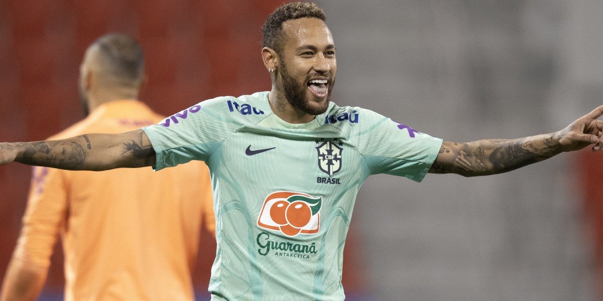 Neymar volta a treinar com bola e se aproxima de recuperação