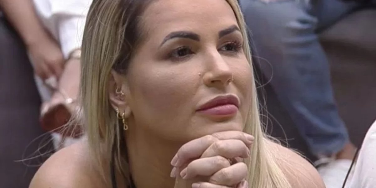 Deolane fala pela 1ª vez após deixar reality: "Carreguei A Fazenda nas costas"