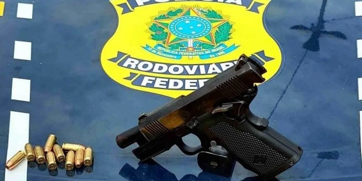 Homem é preso em flagrante por porte ilegal de arma de fogo na BR-135