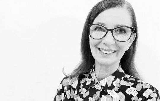 Atriz Márcia Manfredini morre e é homenageada por colegas nas redes