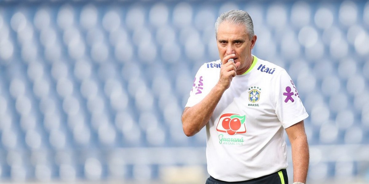 Tite viraliza nas redes sociais ao fazer 'dança do pombo'; veja vídeo