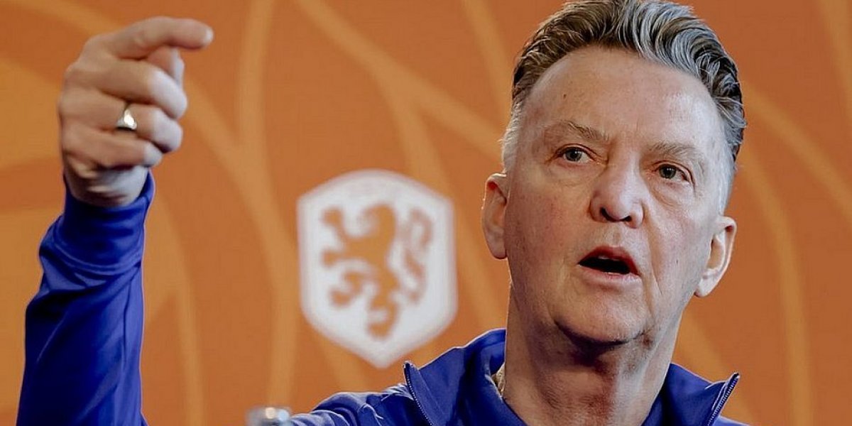 Brasil e Holanda "jogam o mesmo futebol", afirma Van Gaal