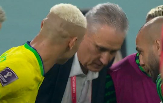 Seleção: Tite explica 'dança do pombo' e nega desrespeito com a Coreia do Sul