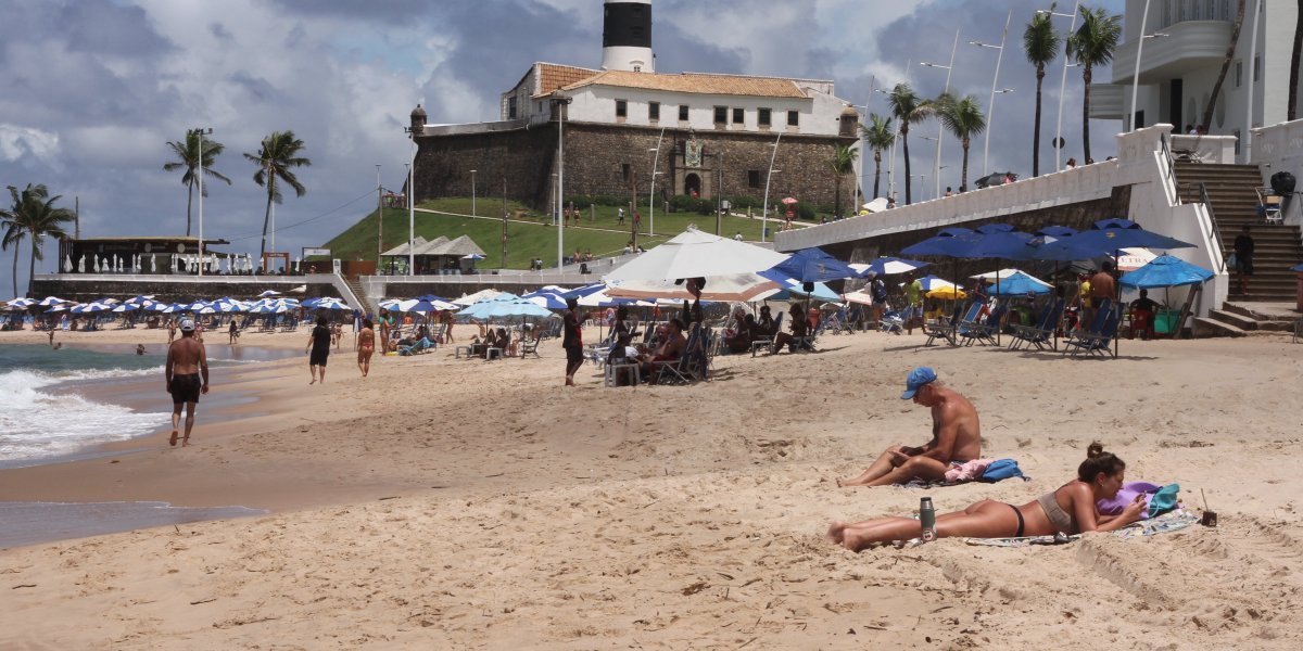 Especialista alerta sobre riscos e cuidados com a exposição ao sol no verão