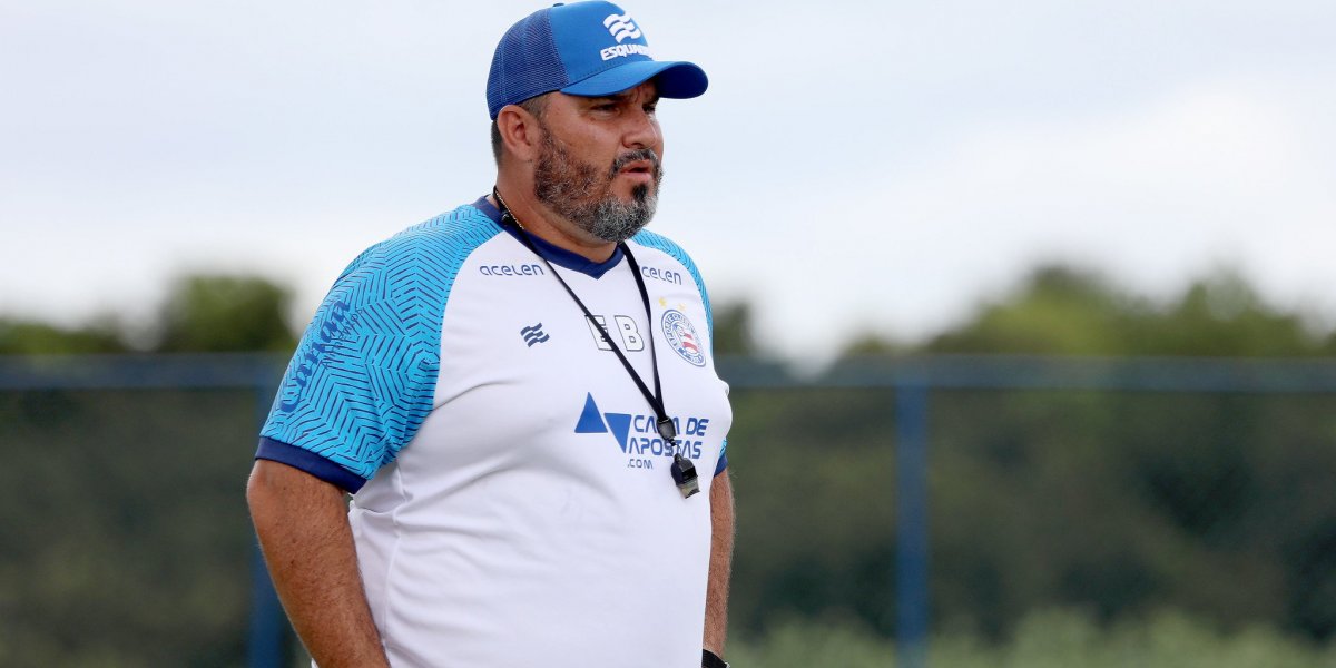 Após especulações sobre chegada de novo técnico, Bahia anuncia saída de Barroca