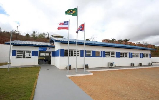Corpo de homem é encontrado em prédio escolar de Caetité, no sudoeste baiano 
