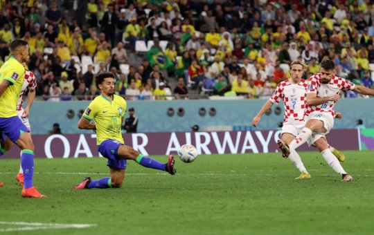 Brasil perde nos pênaltis e é eliminado para a Croácia na Copa do Mundo