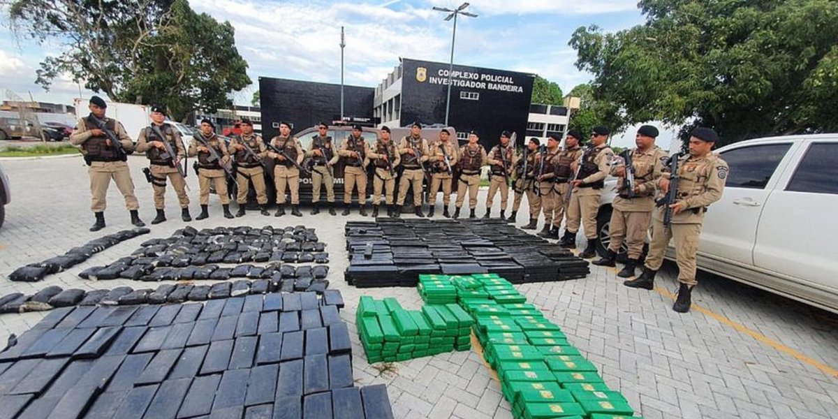 Polícia Militar apreende 1,5 tonelada de maconha em caminhão com frango