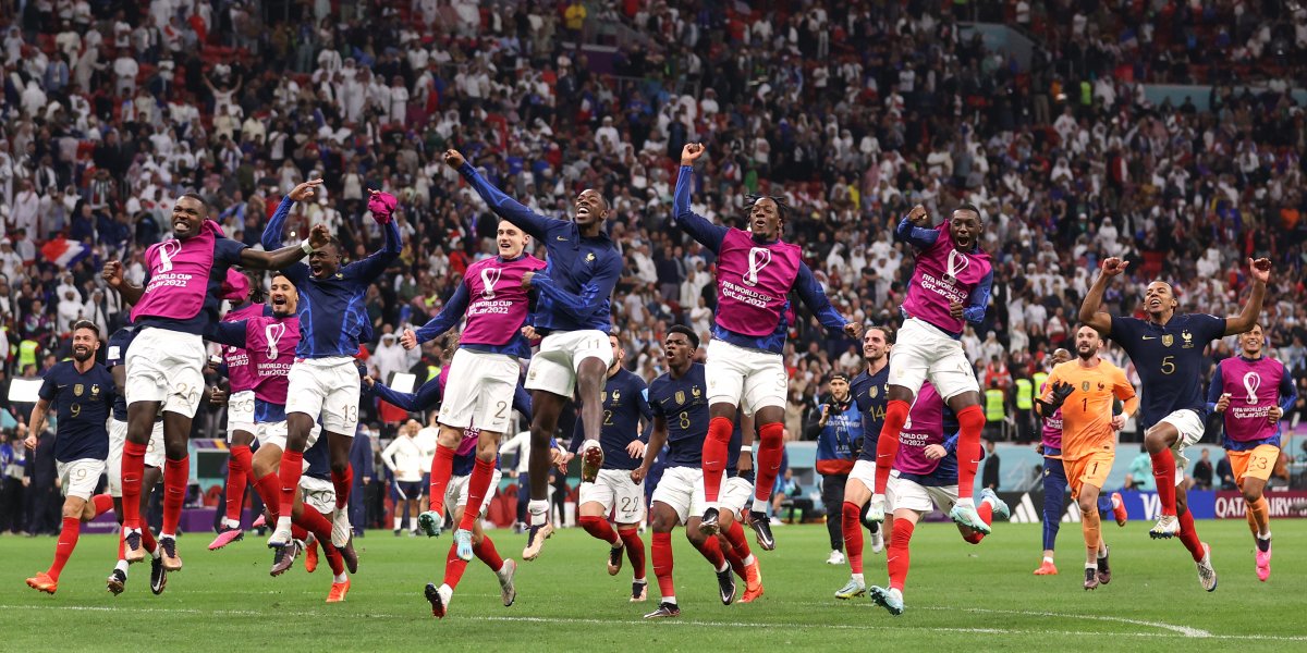 França elimina Inglaterra em jogo emocionante e vai à semifinal da Copa do Mundo