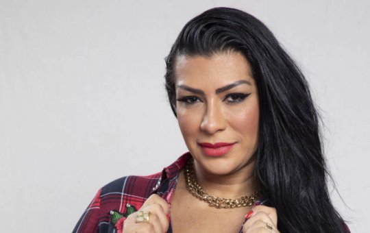 Após criticar Deolane, Moranguinho é atacada nas redes sociais