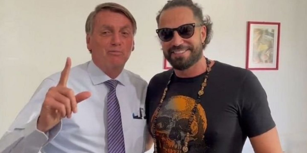 Latino sai em defesa de Bolsonaro e minimiza derrota: "Ele é um vencedor"