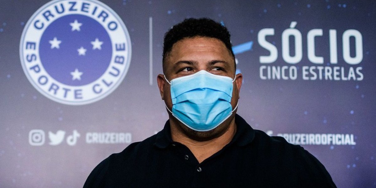 Ronaldo elogia Diniz, mas diz que Brasil precisa de técnico estrangeiro