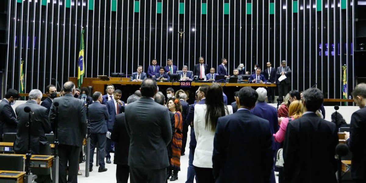 Câmara aprova PL que amplia gastos com publicidade de empresa pública