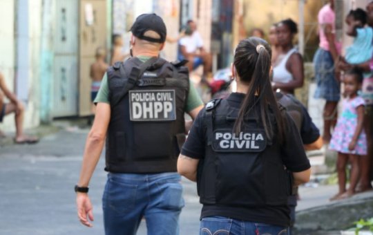 Moradores encontram corpo decapitado na Av. Vasco da Gama, em Salvador