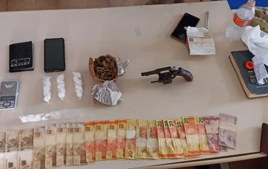 Quarteto é preso por tráfico de drogas em Itambé, no sudoeste da Bahia