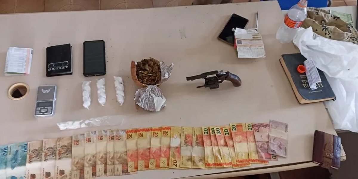 Quarteto é preso por tráfico de drogas em Itambé, no sudoeste da Bahia