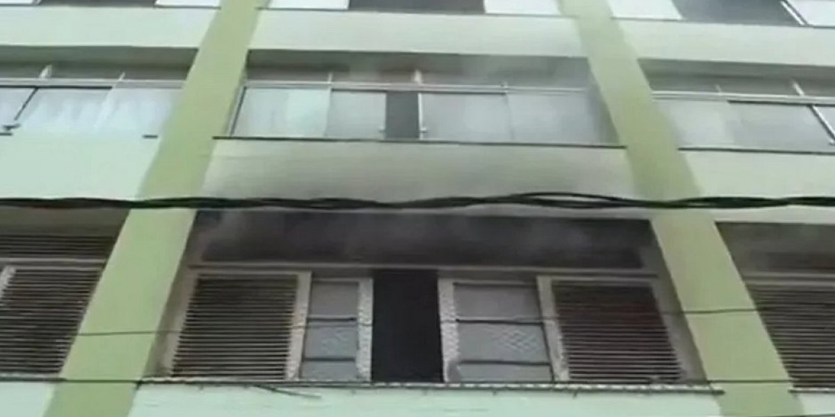 Incêndio atinge apartamento no 2º andar de prédio no Politeama, em Salvador