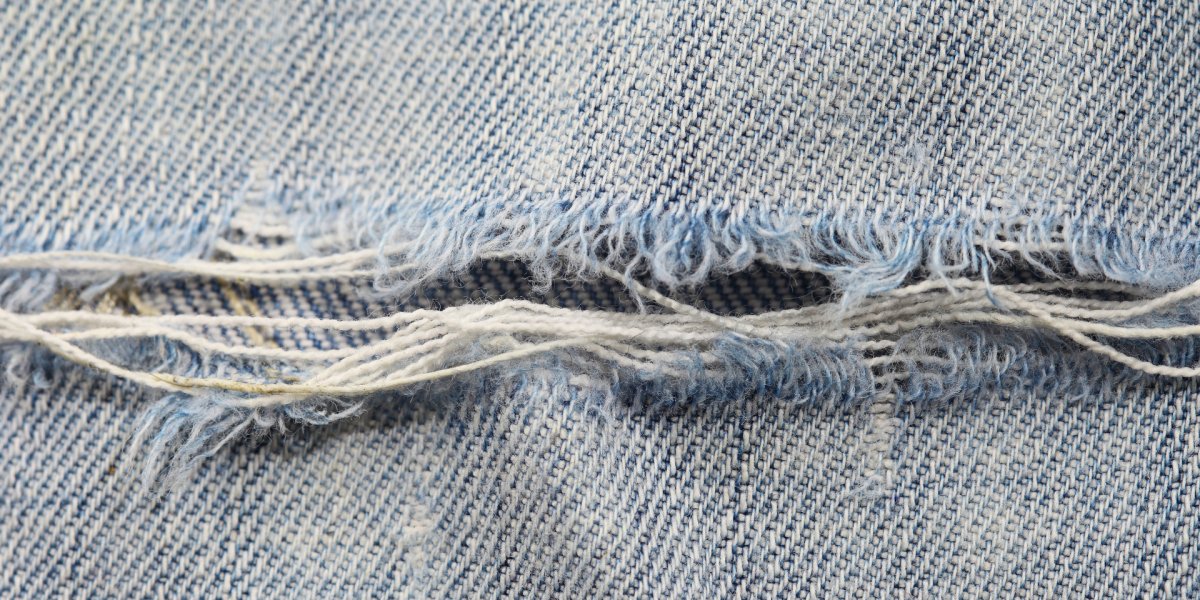 Sunga jeans é a nova tendência do verão; veja