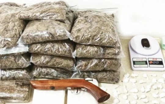 Vitória da Conquista: trio é preso suspeito de tráfico de drogas